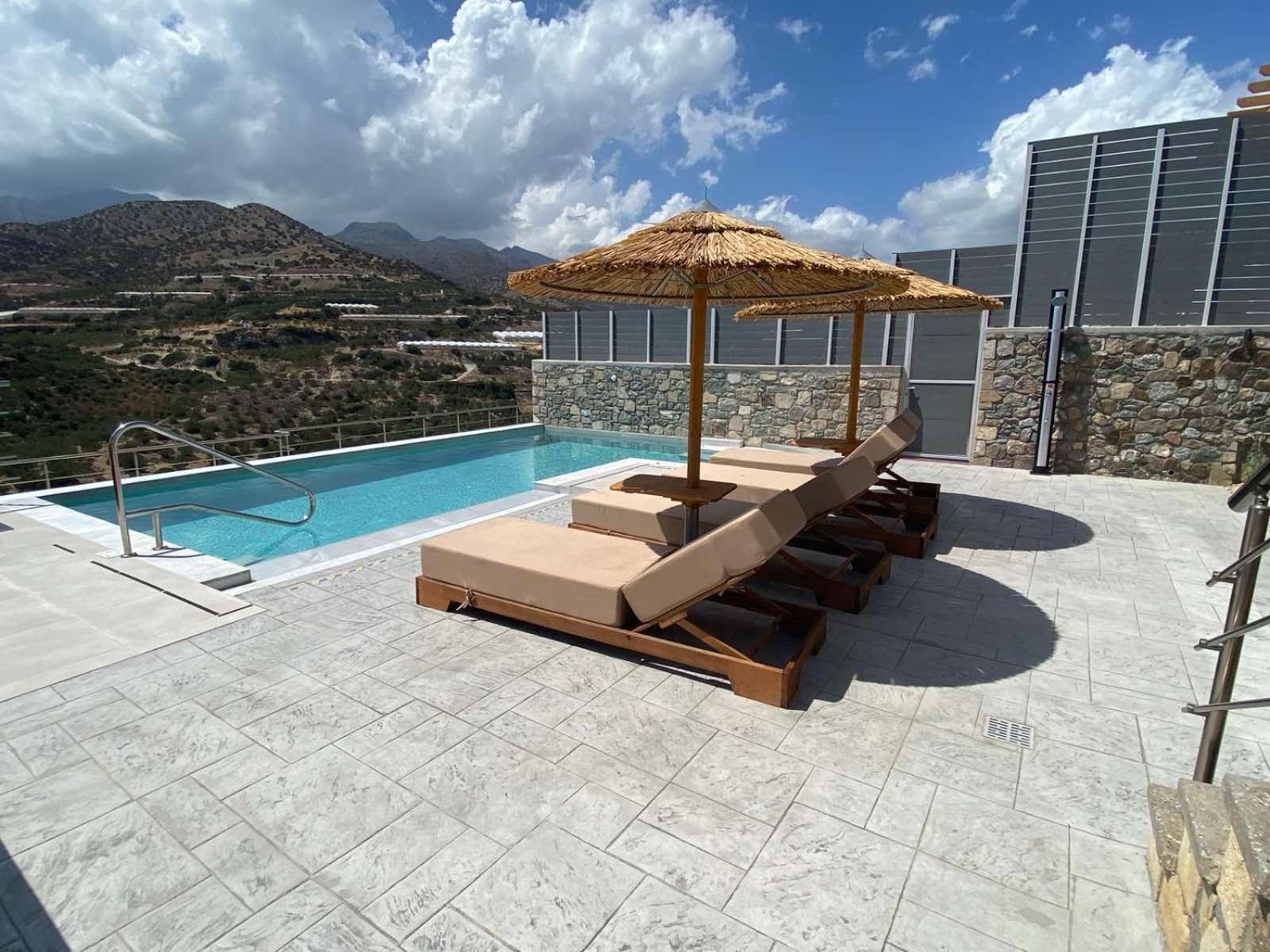 Mediterranean View Villa Makrýgialos المظهر الخارجي الصورة