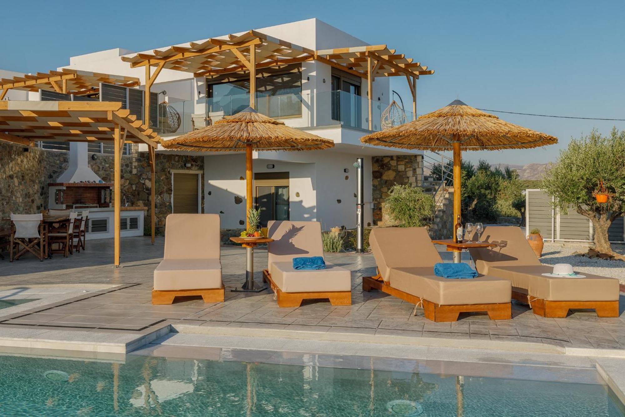 Mediterranean View Villa Makrýgialos المظهر الخارجي الصورة