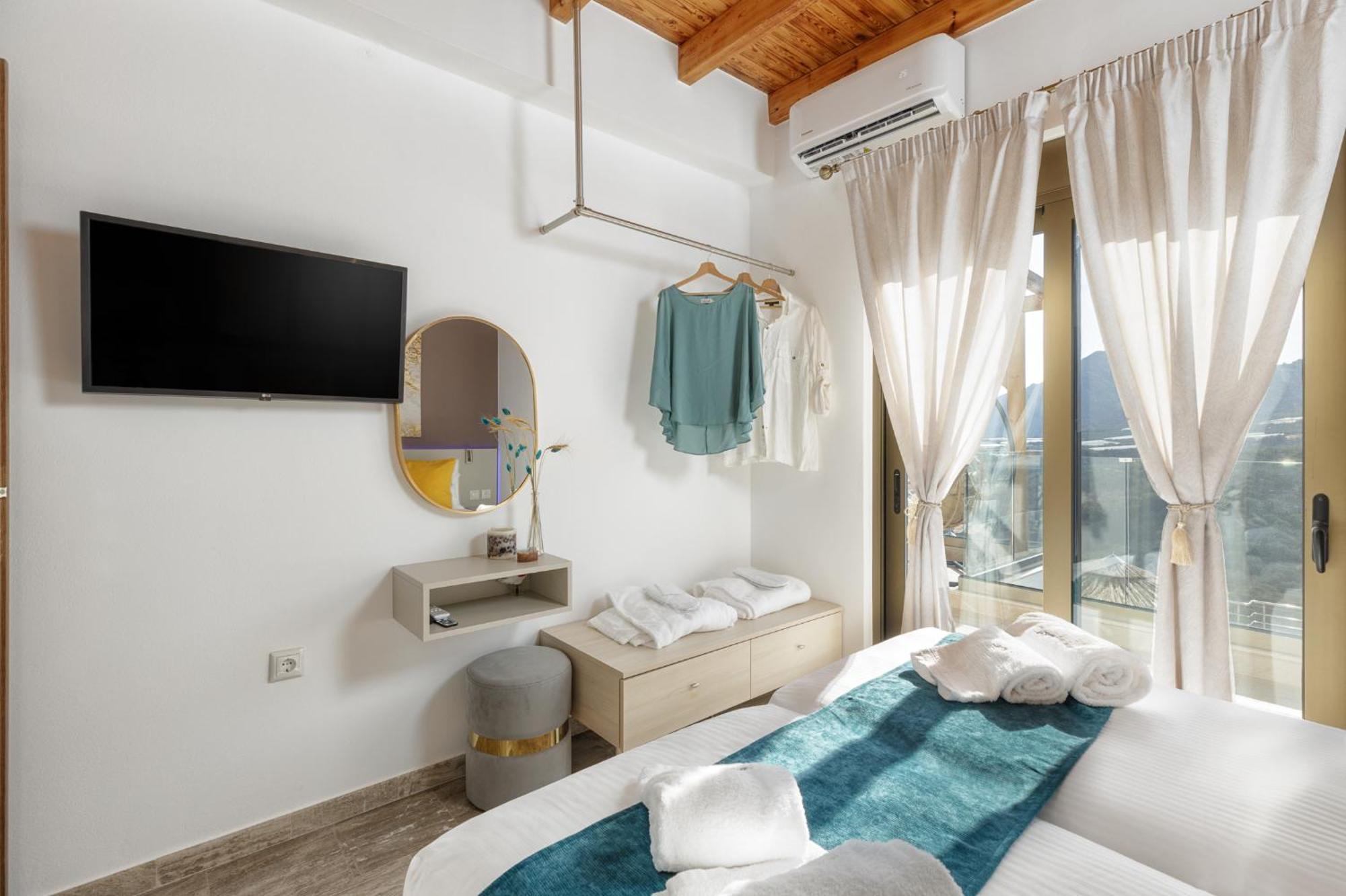 Mediterranean View Villa Makrýgialos المظهر الخارجي الصورة