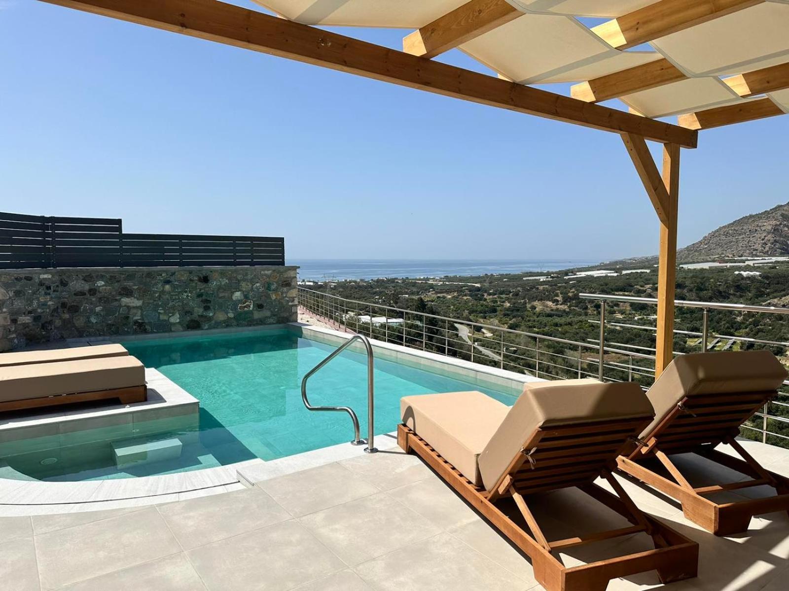 Mediterranean View Villa Makrýgialos المظهر الخارجي الصورة